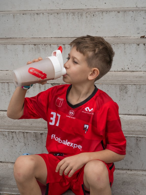 Regenerační nápoj pro juniory  JUNIOR AFTER SPORT SHAKE 1500g  Choco č.4